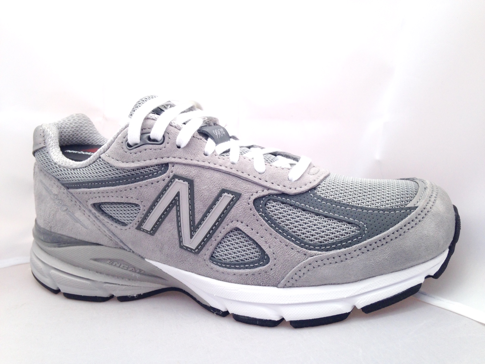 NB 990v5 | The Running Shop